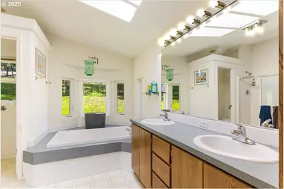 20282 NW Panther Creek Rd, Carlton, OR 97111 - Photo 19