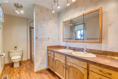 17 SE Kirk Ave, Pendleton, OR 97801 - Photo 17