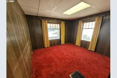 520 NW 11th St, Pendleton, OR 97801 - Photo 15