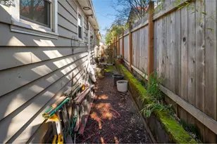 7106 N Hodge Ave, Portland, OR 97203 - Photo 7