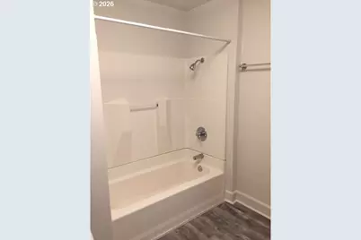 7106 N Hodge Ave, Portland, OR 97203 - Photo 23