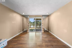 13331 Lakewood Dr, Aurora, OR 97002 - Photo 9