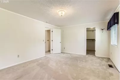 220 NE Village Squire Ave #12, Gresham, OR 97030 - Photo 19