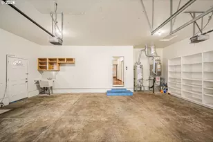 4941 Stagecoach Rd, Eugene, OR 97402 - Photo 35