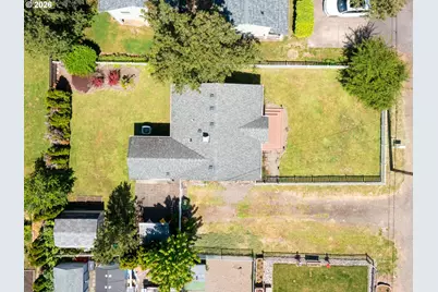 209 NE 192nd Ave, Portland, OR 97230 - Photo 37