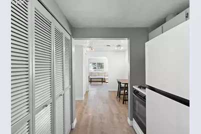 209 NE 192nd Ave, Portland, OR 97230 - Photo 19
