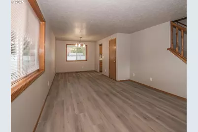 7309 SE Holgate Blvd, Portland, OR 97206 - Photo 5