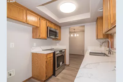 7309 SE Holgate Blvd, Portland, OR 97206 - Photo 17