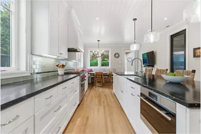 330 6th St, Lake Oswego, OR 97034 - Photo 15