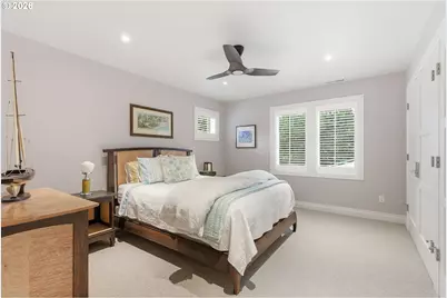 330 6th St, Lake Oswego, OR 97034 - Photo 33