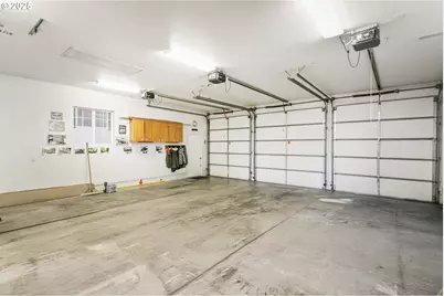 803 N Main Ave, Ridgefield, WA 98642 - Photo 41