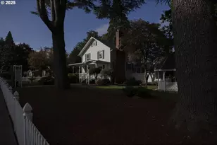 803 N Main Ave, Ridgefield, WA 98642 - Photo 45