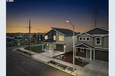 21 NW Mawrcrest Ave, Gresham, OR 97030 - Photo 1