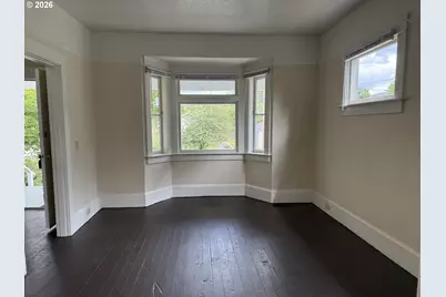 4507 N Gantenbein Ave, Portland, OR 97217 - Photo 3