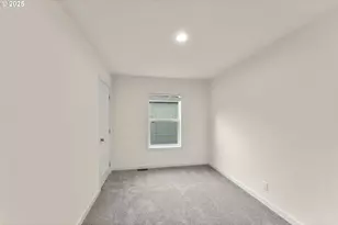 112 SE Twin Oaks Loop, Winston, OR 97496 - Photo 29