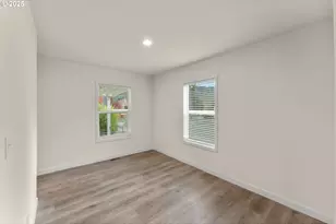 112 SE Twin Oaks Loop, Winston, OR 97496 - Photo 15