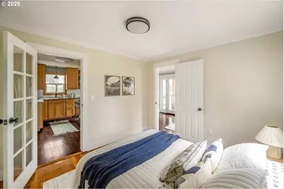 4525 SE Malden Dr, Portland, OR 97206 - Photo 15