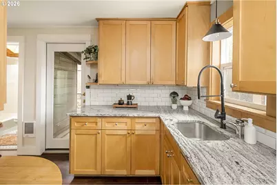 4525 SE Malden Dr, Portland, OR 97206 - Photo 19