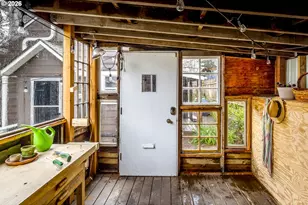 4525 SE Malden Dr, Portland, OR 97206 - Photo 39