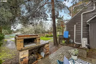 4525 SE Malden Dr, Portland, OR 97206 - Photo 41