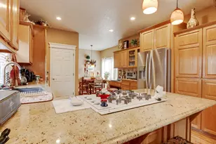 15804 NE Russell St, Portland, OR 97230 - Photo 7