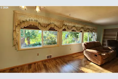 2580 Pony Creek Rd, North Bend, OR 97459 - Photo 25