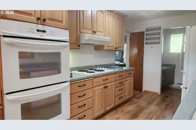 2580 Pony Creek Rd, North Bend, OR 97459 - Photo 29