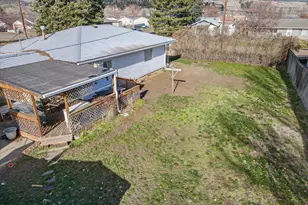 204 Lake Ave, La Grande, OR 97850 - Photo 11