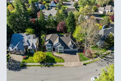 14335 Edenberry Dr, Lake Oswego, OR 97035 - Photo 41