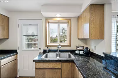 4795 Thunderbird St, Eugene, OR 97404 - Photo 15