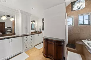 100 3rd St, Lake Oswego, OR 97034 - Photo 31