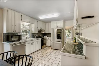 10709 SE 11th Cir, Vancouver, WA 98664 - Photo 9