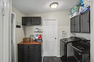 12450 SW Fischer Rd, Portland, OR 97224 - Photo 27