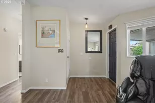 12450 SW Fischer Rd, Portland, OR 97224 - Photo 11