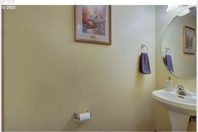 300 NW 12th St, Battle Ground, WA 98604 - Photo 9