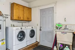 3755 Kendra St, Eugene, OR 97404 - Photo 29