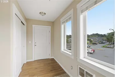 172 N Hemlock St, Cannon Beach, OR 97110 - Photo 29