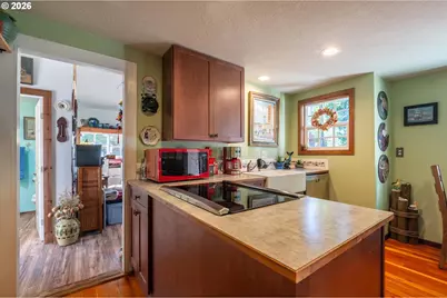 28 Hamlet St, Port Orford, OR 97465 - Photo 17