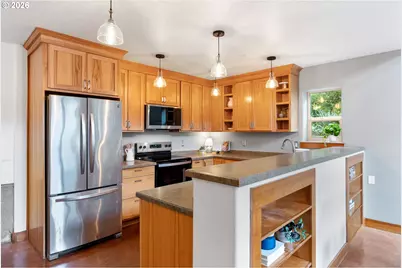 1510 Lincoln St, Hood River, OR 97031 - Photo 9