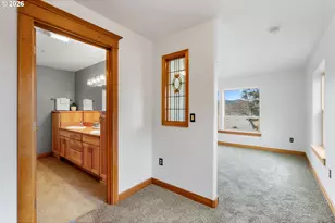 1510 Lincoln St, Hood River, OR 97031 - Photo 17