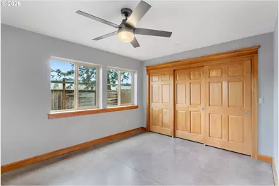 1510 Lincoln St, Hood River, OR 97031 - Photo 11