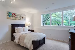 15800 Oswego Shore Ct, Lake Oswego, OR 97034 - Photo 23
