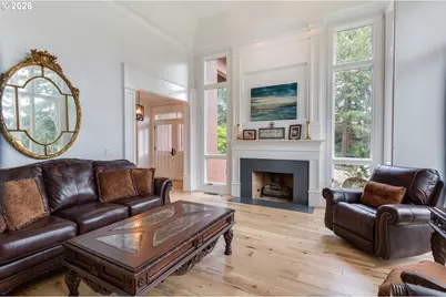 15800 Oswego Shore Ct, Lake Oswego, OR 97034 - Photo 11