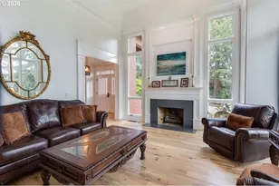 15800 Oswego Shore Ct, Lake Oswego, OR 97034 - Photo 11