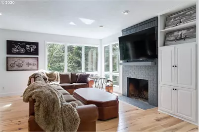 15800 Oswego Shore Ct, Lake Oswego, OR 97034 - Photo 17