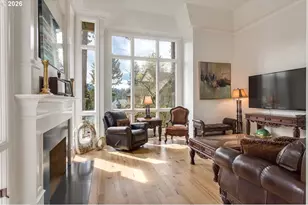 15800 Oswego Shore Ct, Lake Oswego, OR 97034 - Photo 11