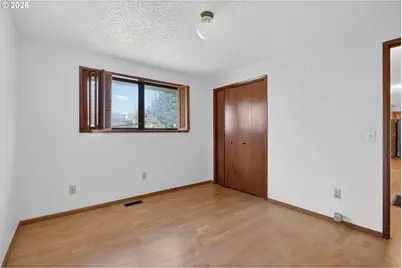 1668 NW 14th Dr, Gresham, OR 97030 - Photo 15