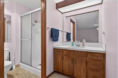 1668 NW 14th Dr, Gresham, OR 97030 - Photo 21