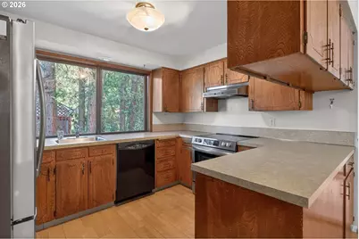 1668 NW 14th Dr, Gresham, OR 97030 - Photo 9