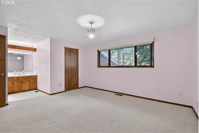 1668 NW 14th Dr, Gresham, OR 97030 - Photo 17